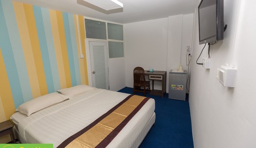 Standard Double or Twin Room (No View)
