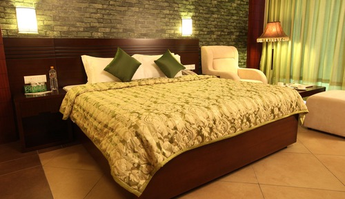 Premium Room, 1 King Bed