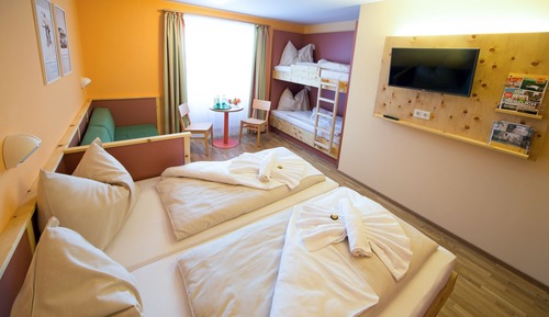 Five-Bed Room