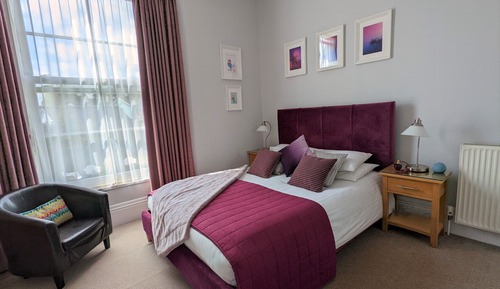 Standard Room, 1 King Bed, Ground Floor