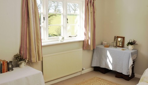 Double Room, 1 King Bed
