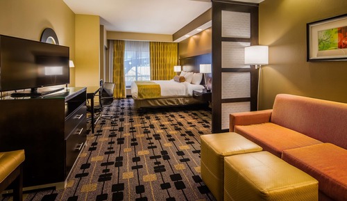 Standard Room, 1 King Bed, Accessible, Non Smoking