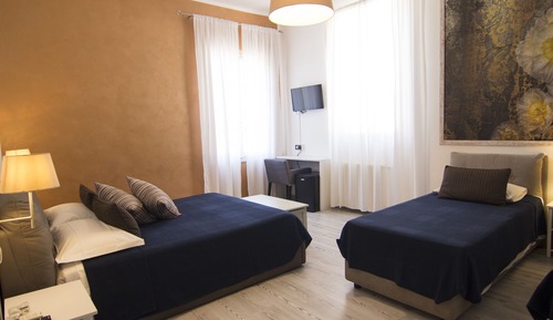 Classic Quadruple Room