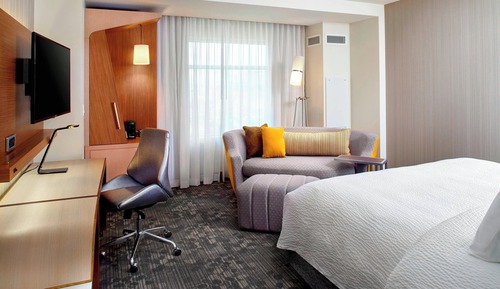 Room, 1 King Bed with Sofa bed, Non Smoking