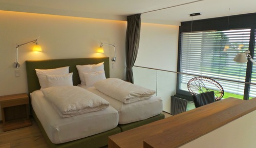 Luxury Apartment, 1 Queen Bed with Sofa bed, Kitchen