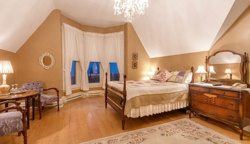 Premier Room, 1 King Bed, Bay View