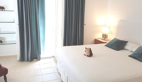 Traditional Villa, 1 King Bed, Pool View, Tower