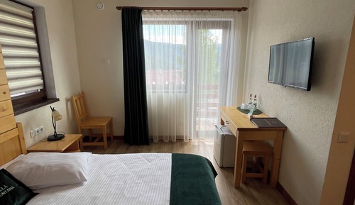 Deluxe Double Room, Balcony, Mountain View