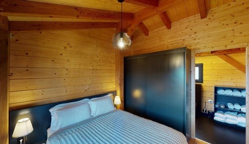 Chalet, Balcony, Garden View