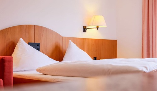 Classic Single Room