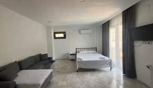 Classic Studio Suite, Balcony