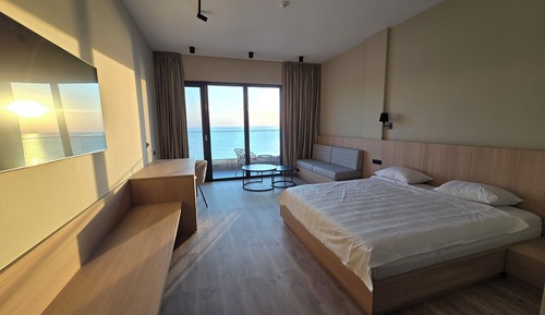 Deluxe Suite, Balcony, Sea View