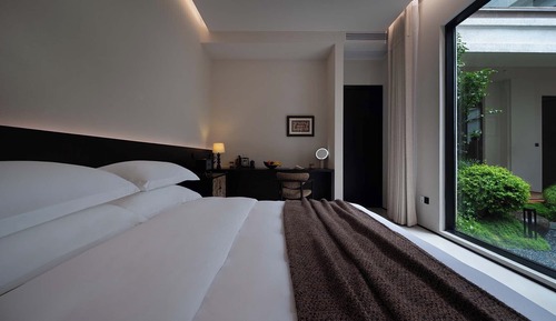 Senior Double Room, Courtyard View