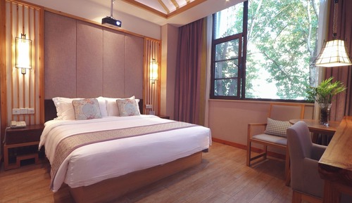 Suite, 2 Bedrooms, Courtyard View