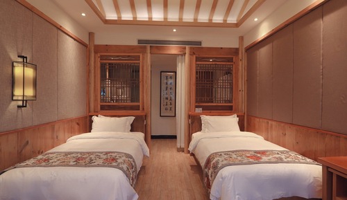 Classic Twin Room, Courtyard View