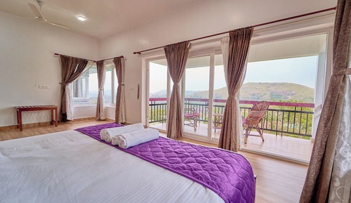 Premium Double or Twin Room, Balcony, Mountain View