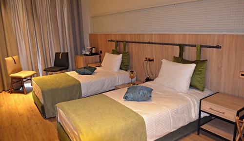 Standard Twin Room, City View
