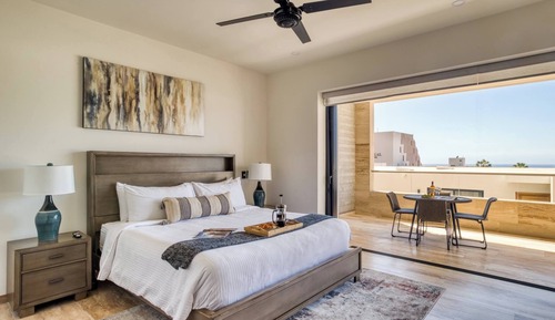 Apartment, Multiple Bedrooms
