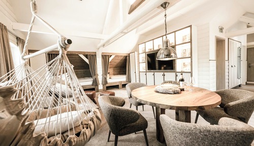 Suite, Balcony, Garden View