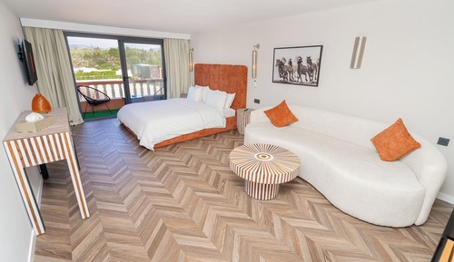 Comfort Suite, Housekeeping, Resort View
