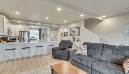 Apartment (4 Bedrooms)
