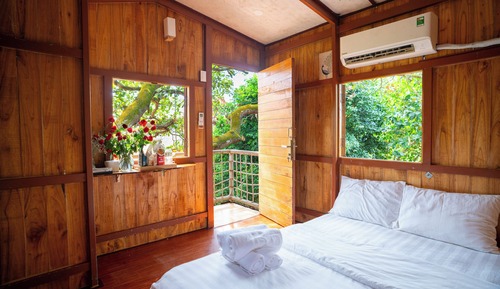 Panoramic Tree House, Garden View