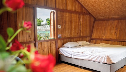 Chalet, Garden View
