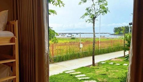 Basic Shared Dormitory, Sea View