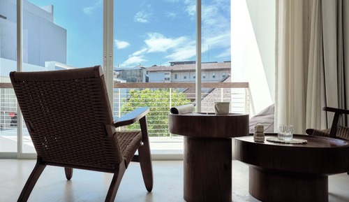 Design Double Room, Pool View