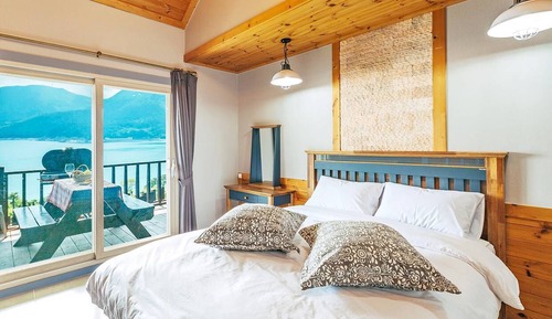 Emerald Room