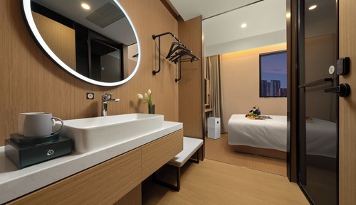 Basic Single Room, Non Smoking, Private Bathroom