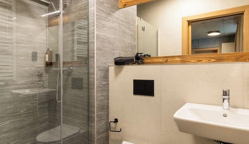 Basic Double or Twin Room, Mountain View