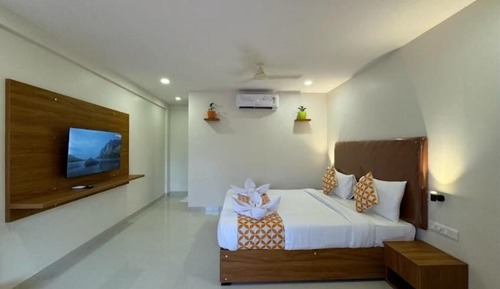 Signature Suite