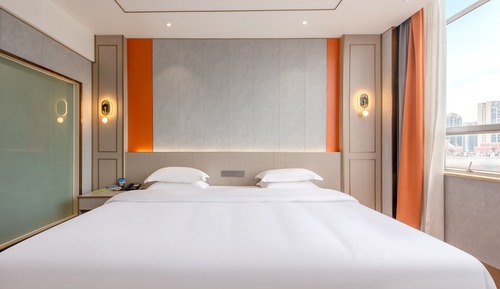 Luxury Double Room, City View