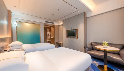Superior Twin Room, City View