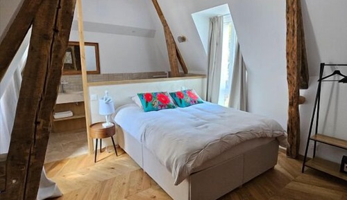 Deluxe Double Room, City View