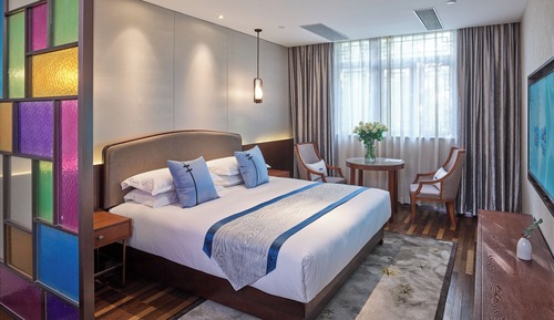 Superior Double Room, City View