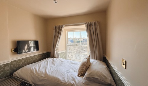Economy Single Room