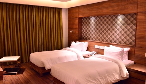 Deluxe Room, City View
