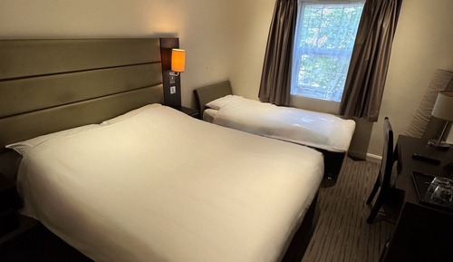 Standard Triple Room, Private Bathroom