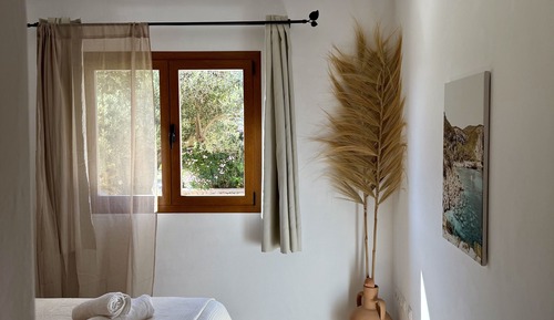 Deluxe Apartment, Garden View