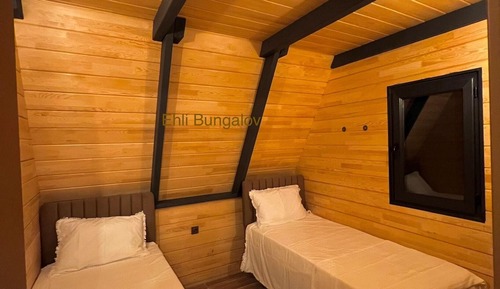 Business Bungalow