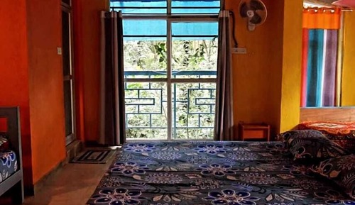 Family Triple Room, Valley View