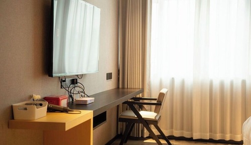 Twin Room, City View