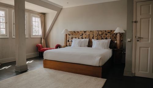 Standard Room, 1 King Bed