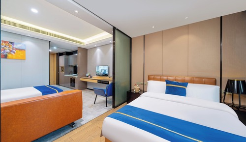 Superior Twin Room, City View