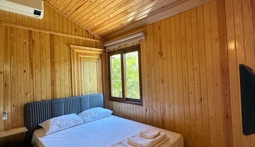 Comfort Bungalow, Balcony, Garden View