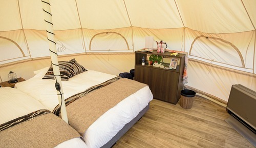Grand Tent B(Non-smoking)