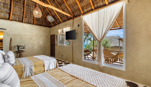 Deluxe Cabin, Sea View