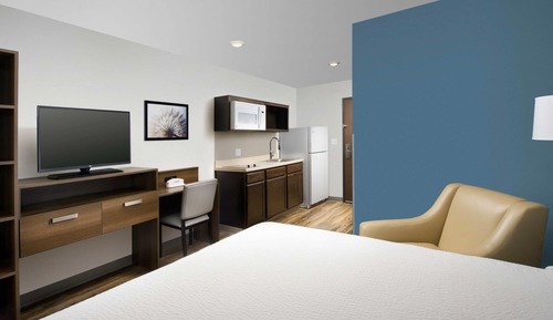 Standard Room, 1 King Bed, Non Smoking